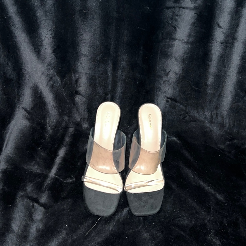 NWT Fashion Nova clear wedge heels in great condition never been worn